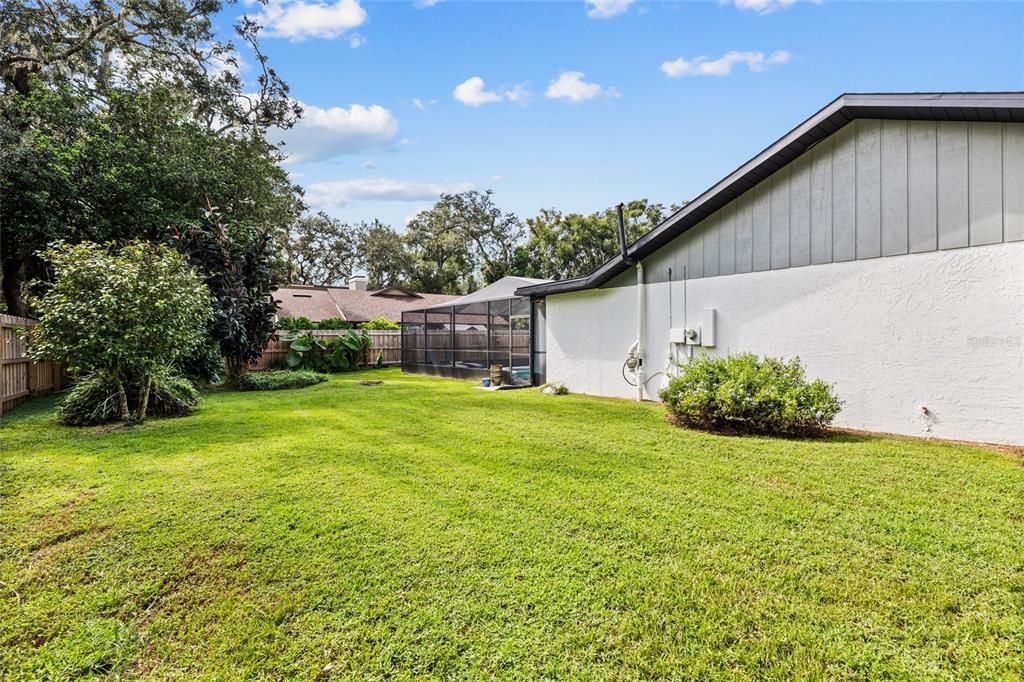 合同活跃: $524,900 (4 贝兹, 2 浴室, 1927 平方英尺)