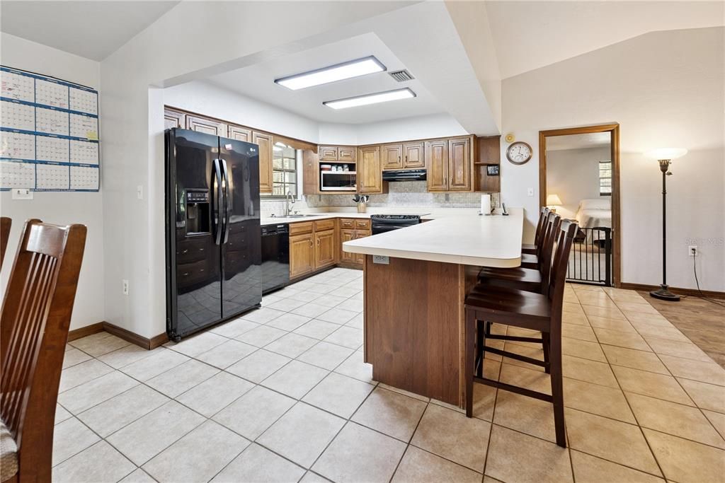 For Sale: $585,000 (3 beds, 2 baths, 2385 Square Feet)