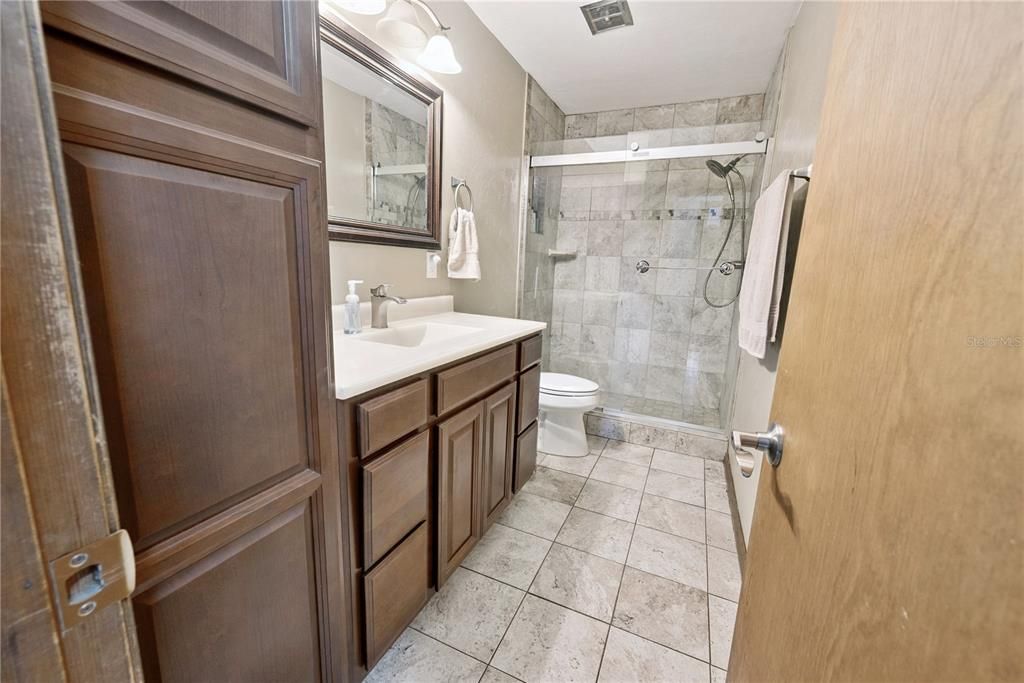 For Sale: $585,000 (3 beds, 2 baths, 2385 Square Feet)