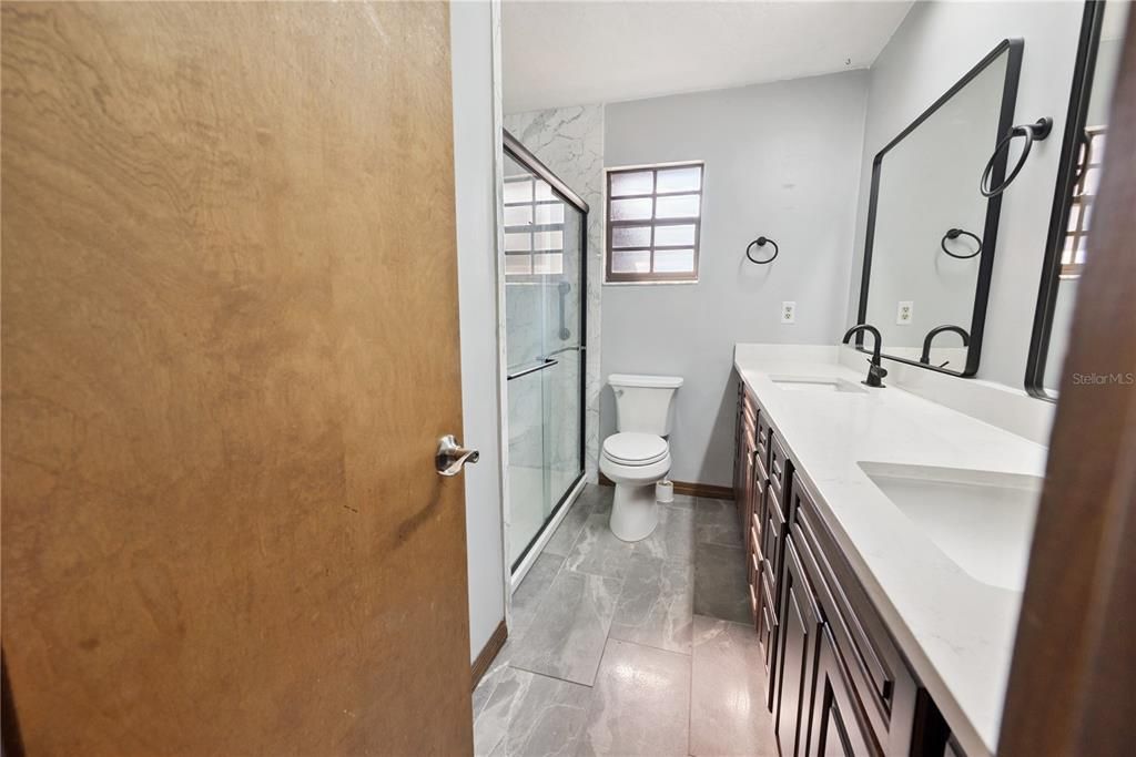 For Sale: $585,000 (3 beds, 2 baths, 2385 Square Feet)