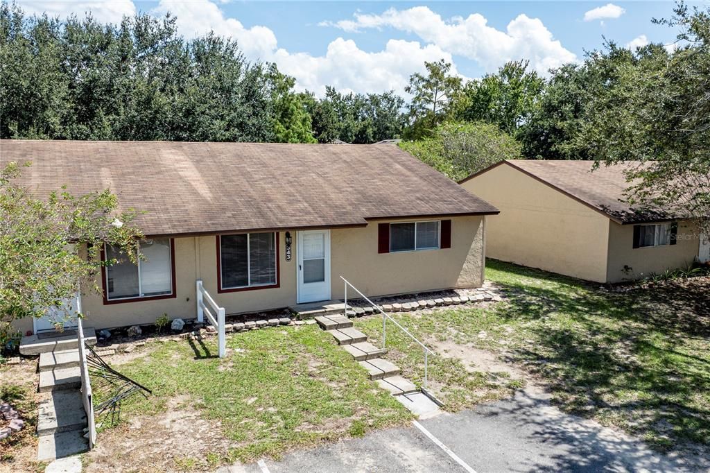 For Sale: $145,000 (3 beds, 2 baths, 1140 Square Feet)