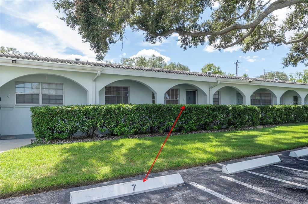 Под контрактом: $85,000 (2 спален, 1 ванн, 1180 Квадратных фут)