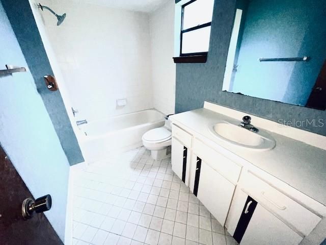 На продажу: $246,500 (3 спален, 2 ванн, 1533 Квадратных фут)