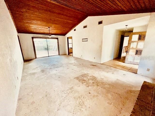 На продажу: $246,500 (3 спален, 2 ванн, 1533 Квадратных фут)