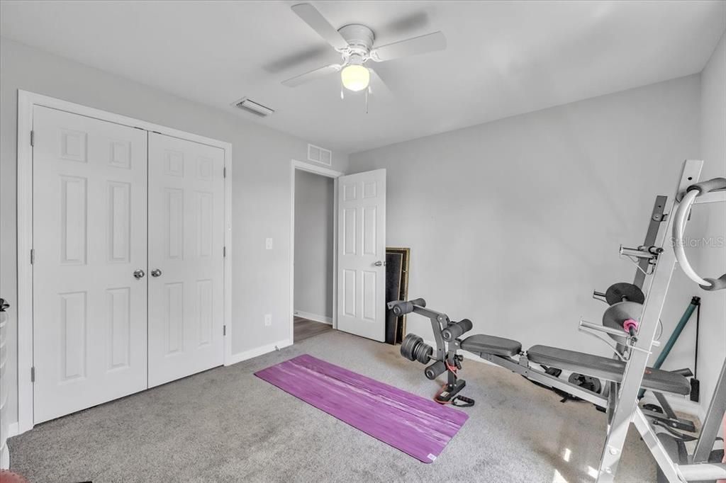 待售: $317,000 (4 贝兹, 2 浴室, 1809 平方英尺)