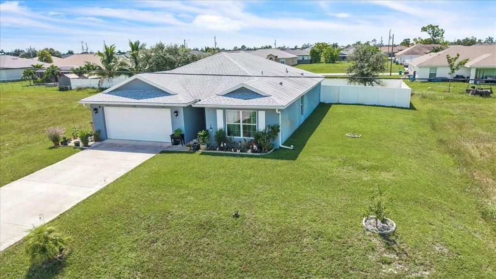 待售: $317,000 (4 贝兹, 2 浴室, 1809 平方英尺)