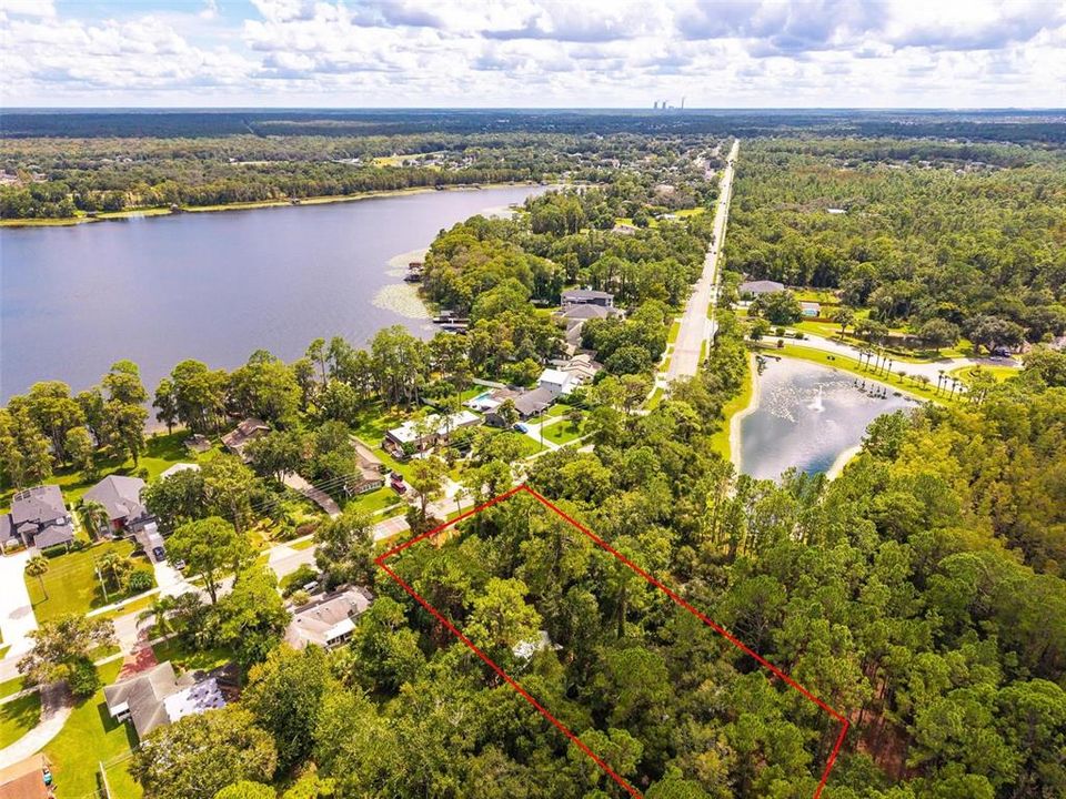 Под контрактом: $183,000 (0.45 acres)