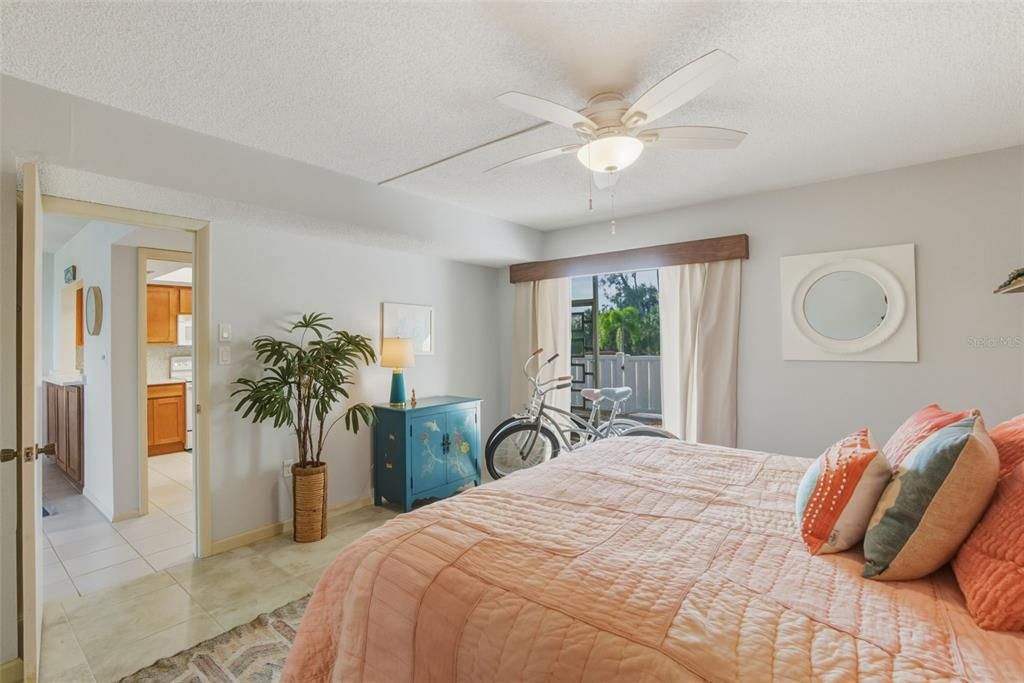 Activo con contrato: $550,000 (2 camas, 2 baños, 1187 Pies cuadrados)