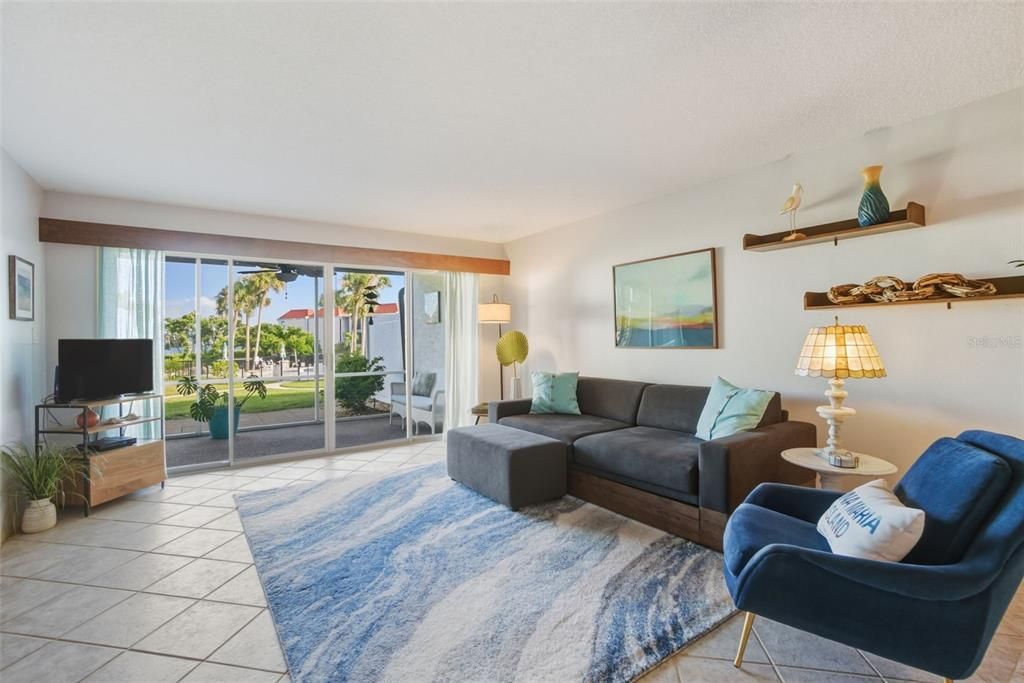 Activo con contrato: $550,000 (2 camas, 2 baños, 1187 Pies cuadrados)