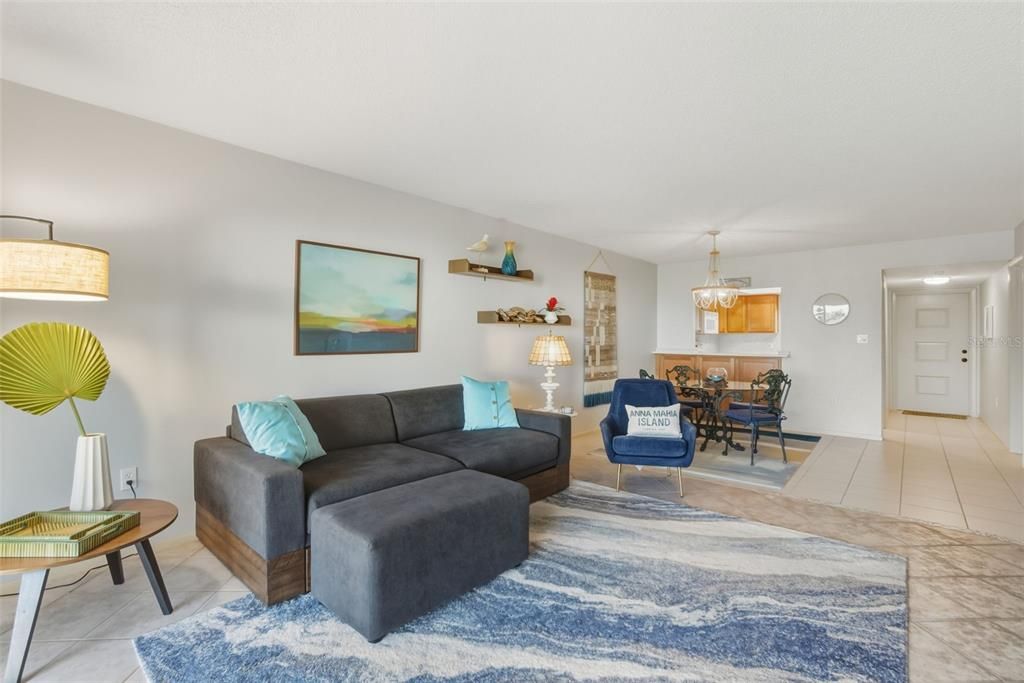 Activo con contrato: $550,000 (2 camas, 2 baños, 1187 Pies cuadrados)