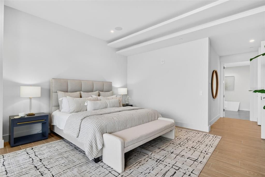 На продажу: $6,650,000 (2 спален, 2 ванн, 2249 Квадратных фут)