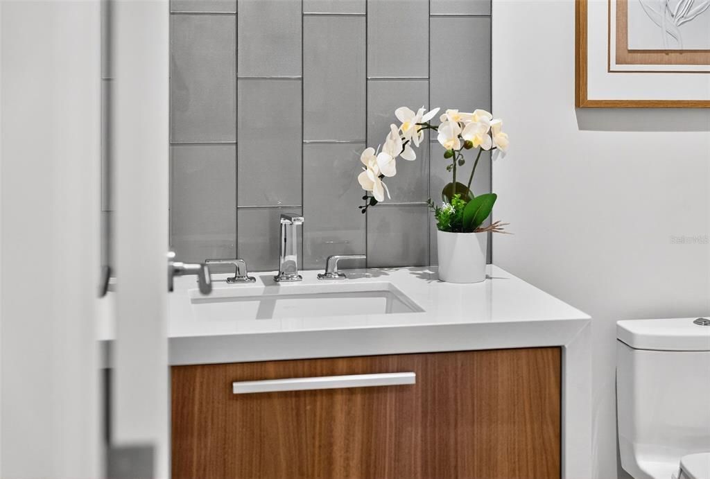 На продажу: $6,650,000 (2 спален, 2 ванн, 2249 Квадратных фут)