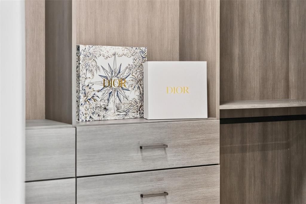 На продажу: $6,650,000 (2 спален, 2 ванн, 2249 Квадратных фут)