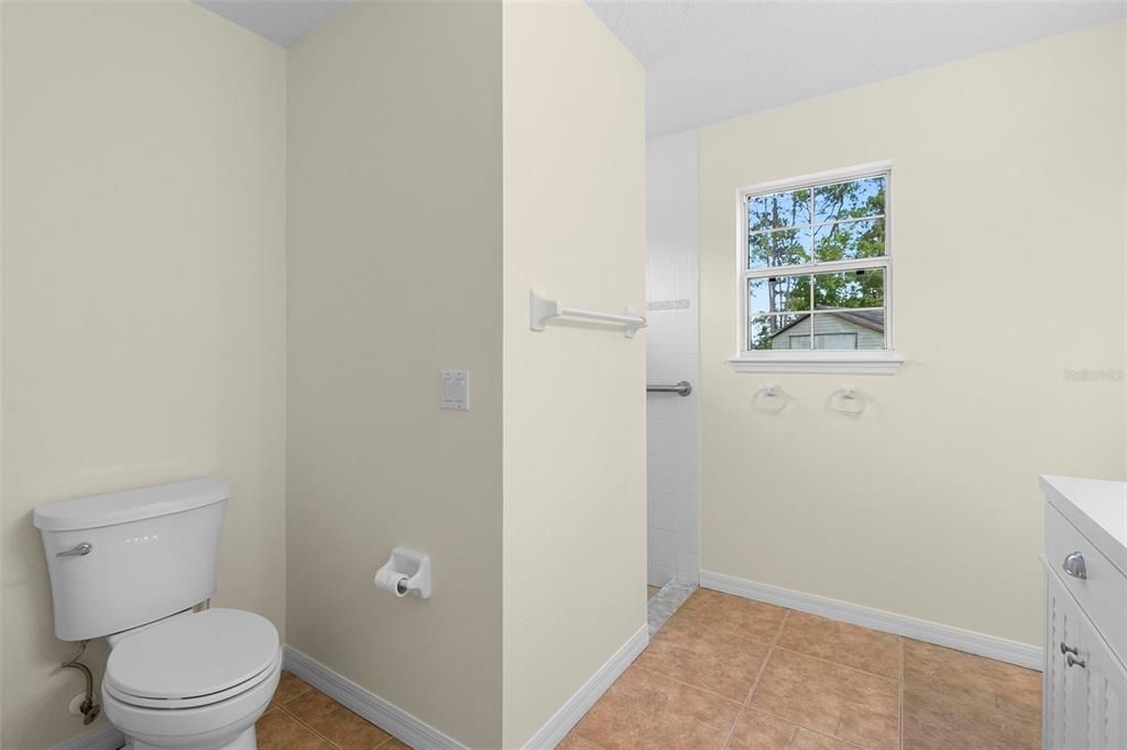 Active With Contract: $558,000 (2 beds, 2 baths, 1344 Square Feet)