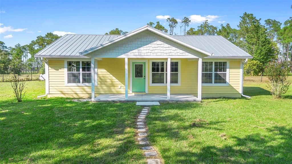 Active With Contract: $558,000 (2 beds, 2 baths, 1344 Square Feet)