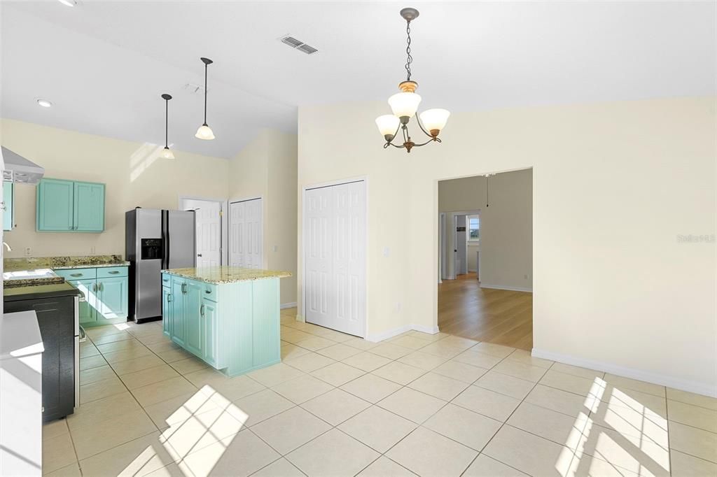 Active With Contract: $558,000 (2 beds, 2 baths, 1344 Square Feet)