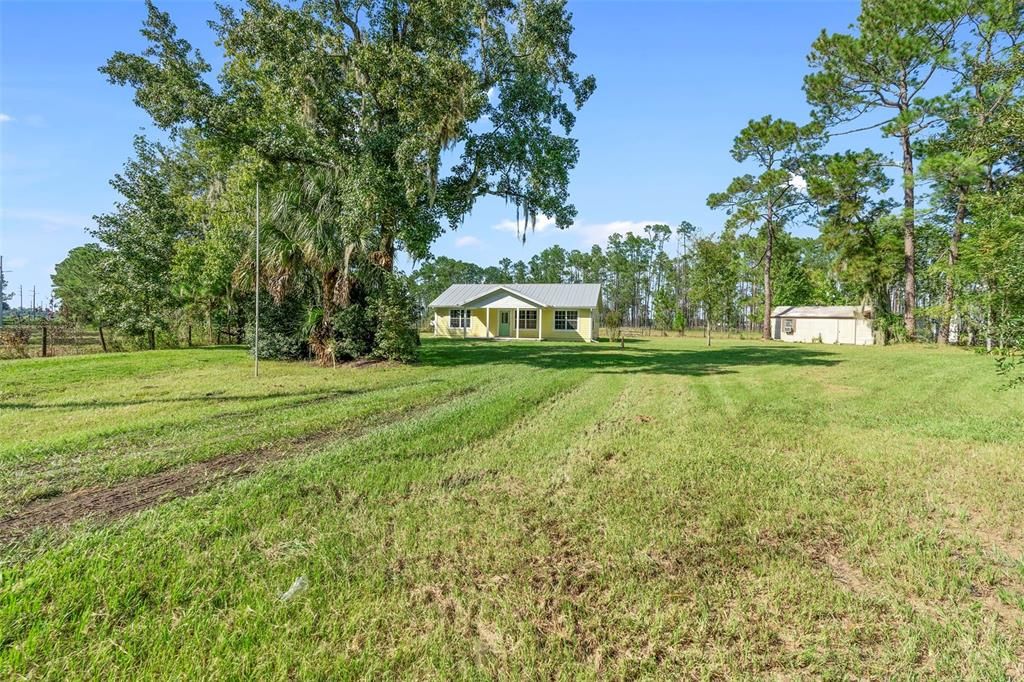 Active With Contract: $558,000 (2 beds, 2 baths, 1344 Square Feet)