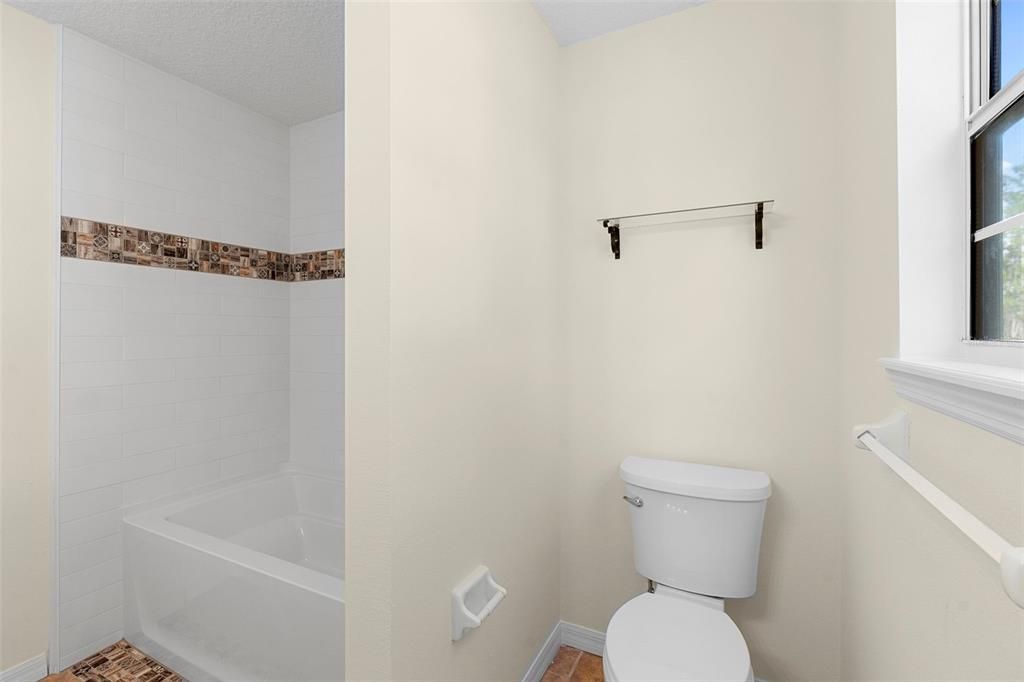 Active With Contract: $558,000 (2 beds, 2 baths, 1344 Square Feet)