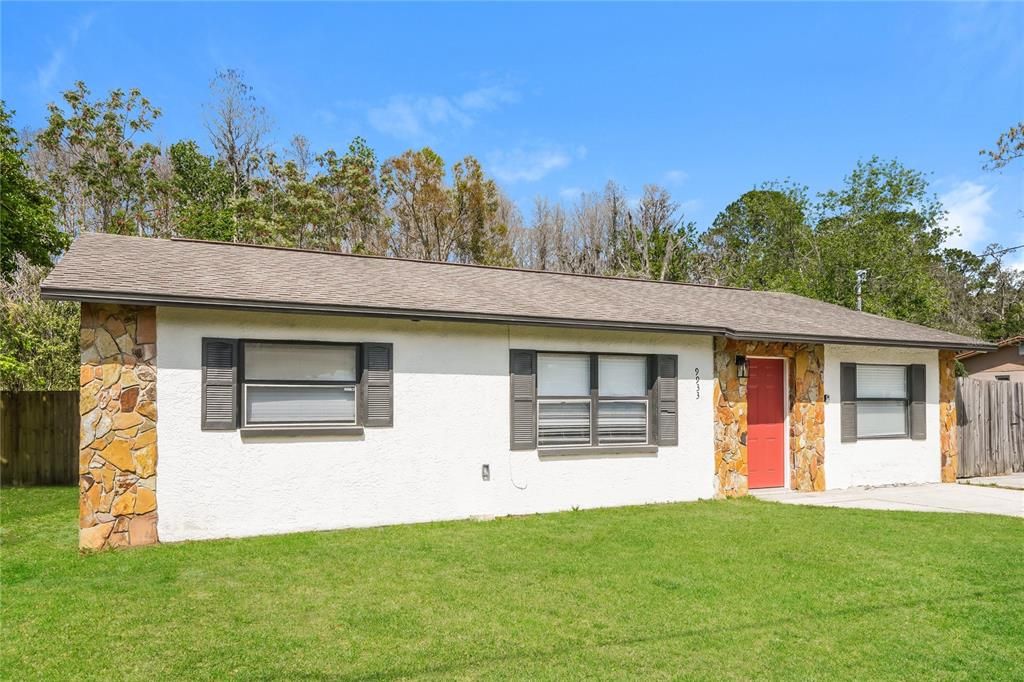 For Rent: $2,030 (4 beds, 3 baths, 1752 Square Feet)