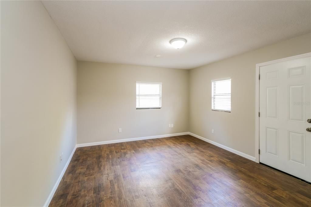 For Rent: $2,030 (4 beds, 3 baths, 1752 Square Feet)