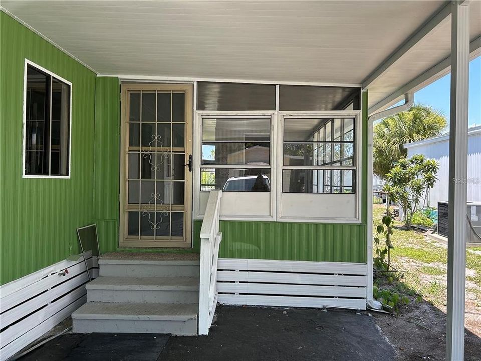 В аренду: $1,100 (2 спален, 1 ванн, 920 Квадратных фут)