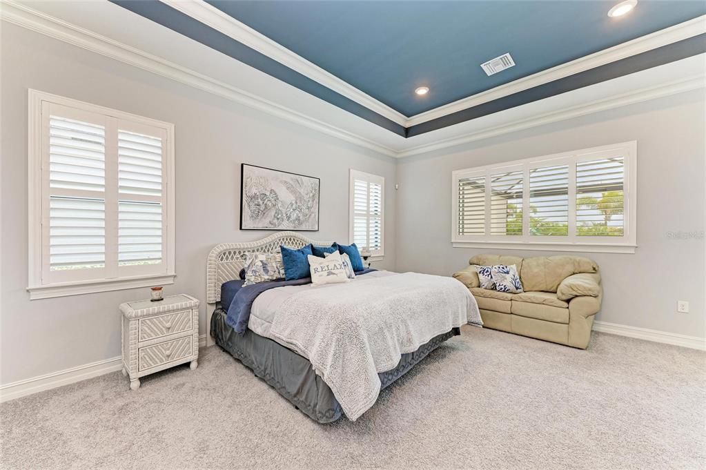 For Sale: $1,350,000 (3 beds, 3 baths, 3125 Square Feet)