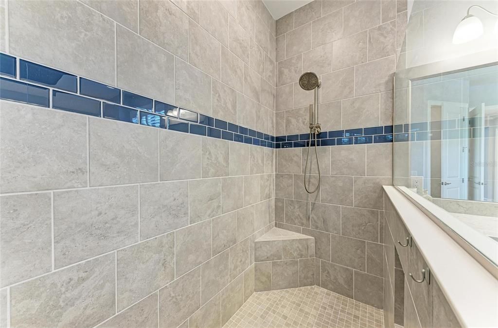 For Sale: $1,350,000 (3 beds, 3 baths, 3125 Square Feet)