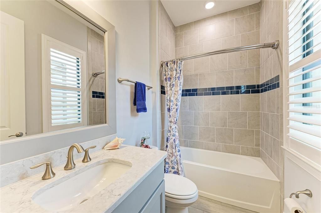 For Sale: $1,350,000 (3 beds, 3 baths, 3125 Square Feet)