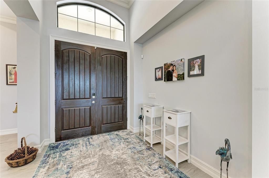 For Sale: $1,350,000 (3 beds, 3 baths, 3125 Square Feet)