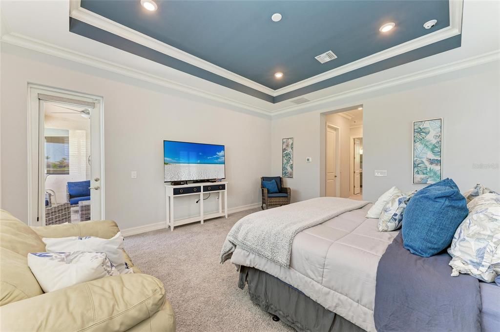 For Sale: $1,350,000 (3 beds, 3 baths, 3125 Square Feet)