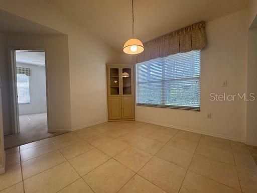 For Rent: $2,450 (3 beds, 2 baths, 1777 Square Feet)