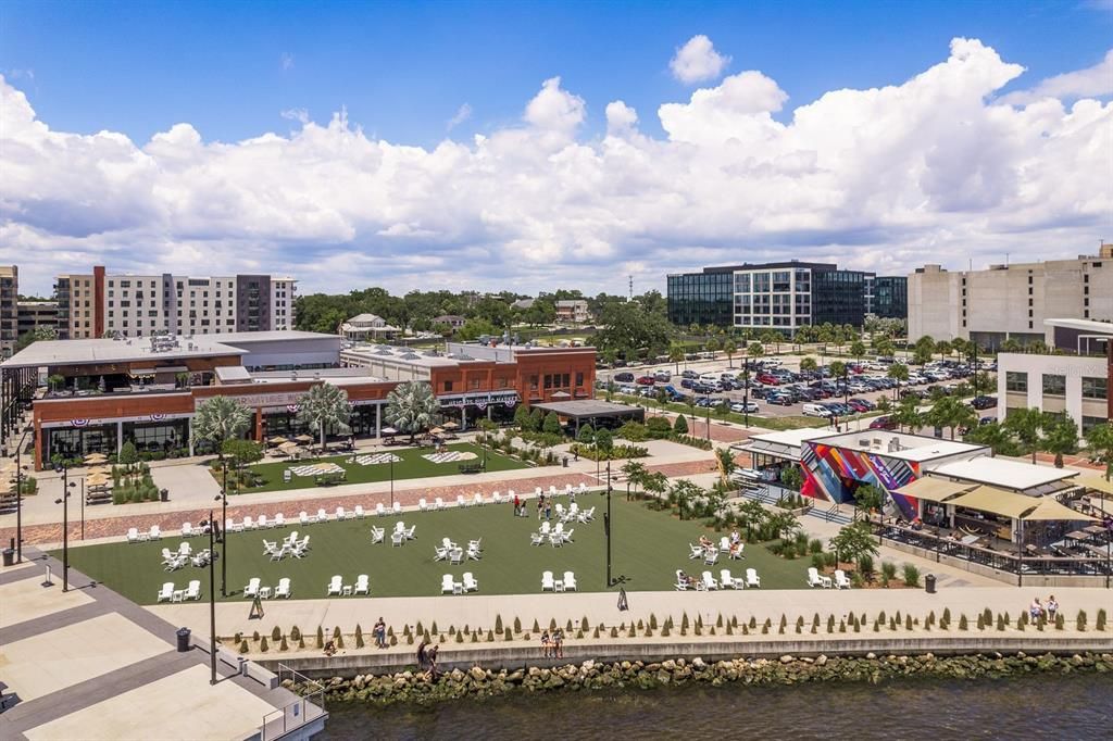 For Sale: $1,500,000 (0.34 acres)