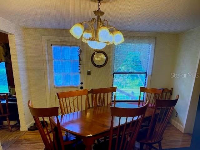 For Sale: $395,000 (4 beds, 2 baths, 1650 Square Feet)