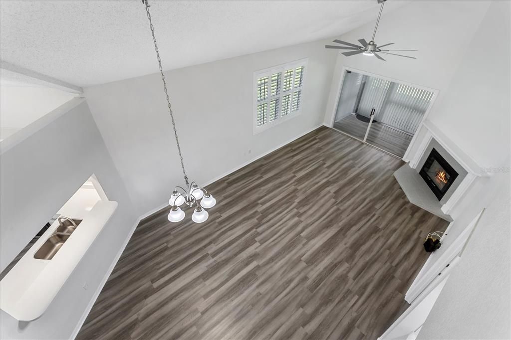 For Sale: $410,000 (3 beds, 2 baths, 1918 Square Feet)