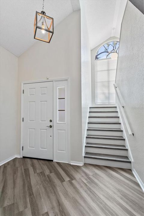 For Sale: $410,000 (3 beds, 2 baths, 1918 Square Feet)