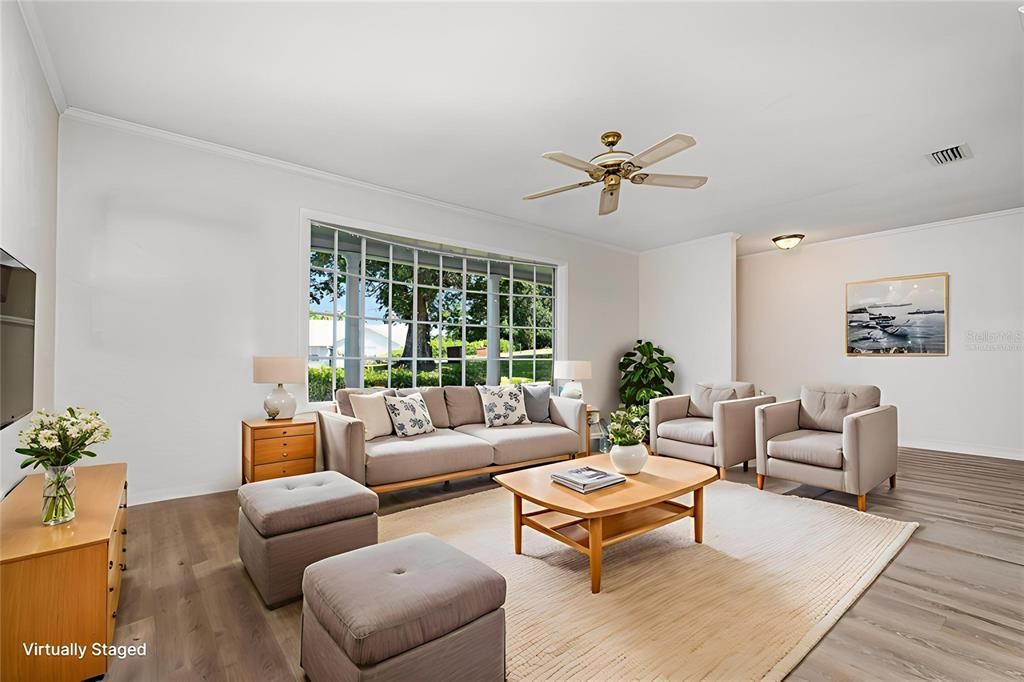 Active With Contract: $285,000 (3 beds, 2 baths, 1556 Square Feet)