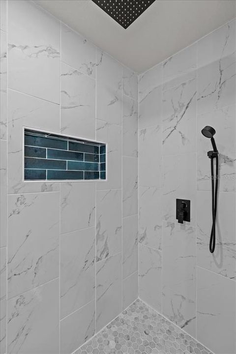 Active With Contract: $3,200 (4 beds, 3 baths, 1333 Square Feet)