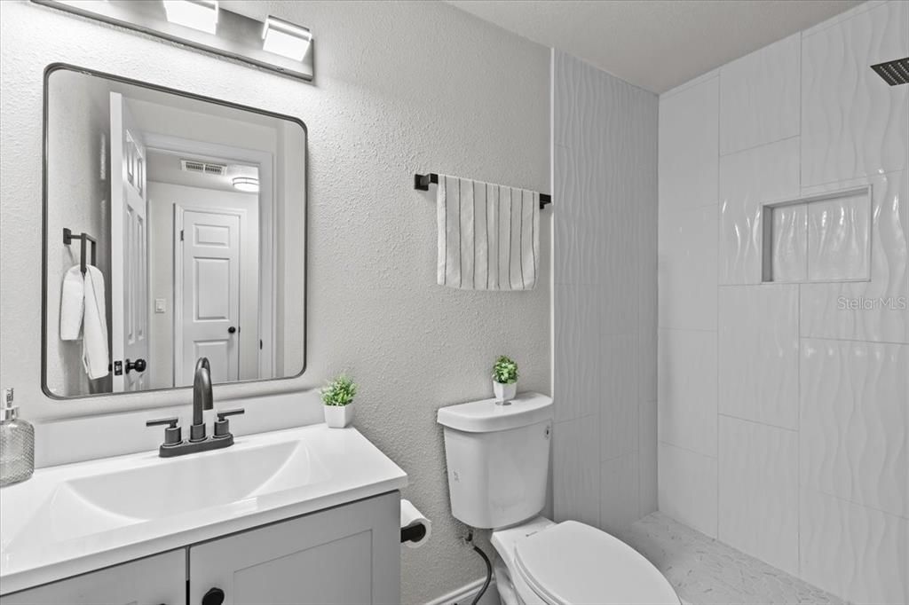 Active With Contract: $3,200 (4 beds, 3 baths, 1333 Square Feet)