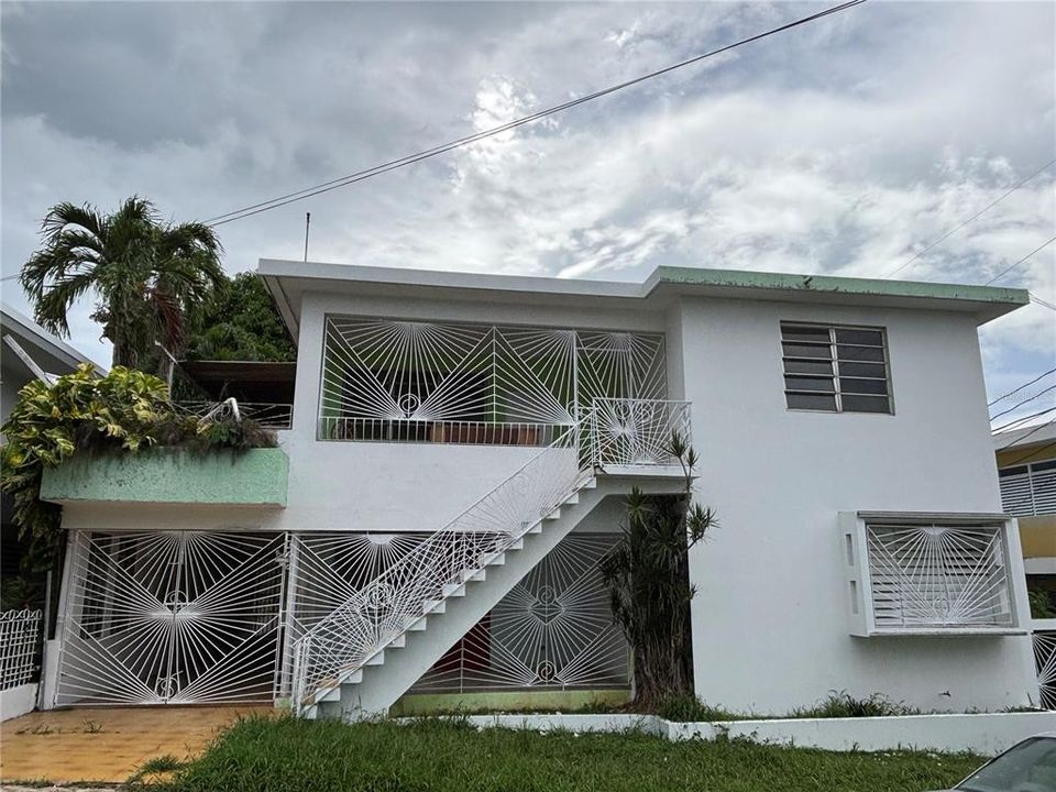 Recently Sold: $215,000 (7 beds, 4 baths, 2650 Square Feet)