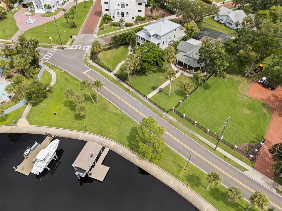 待售: $825,000 (3 贝兹, 2 浴室, 1568 平方英尺)