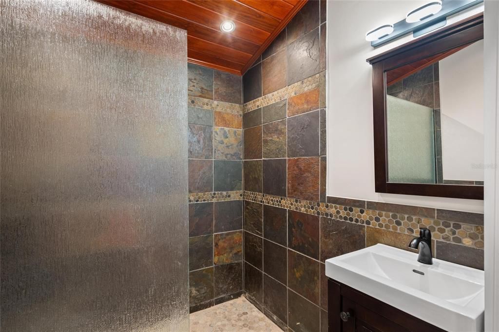 待售: $825,000 (3 贝兹, 2 浴室, 1568 平方英尺)