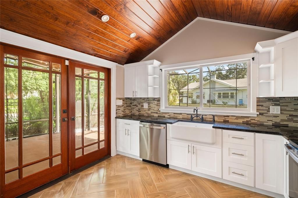 待售: $825,000 (3 贝兹, 2 浴室, 1568 平方英尺)