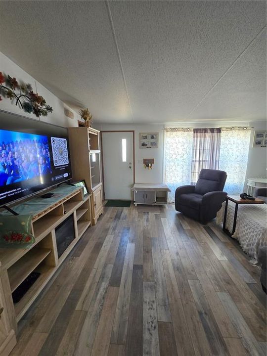 Activo con contrato: $178,800 (3 camas, 2 baños, 1344 Pies cuadrados)