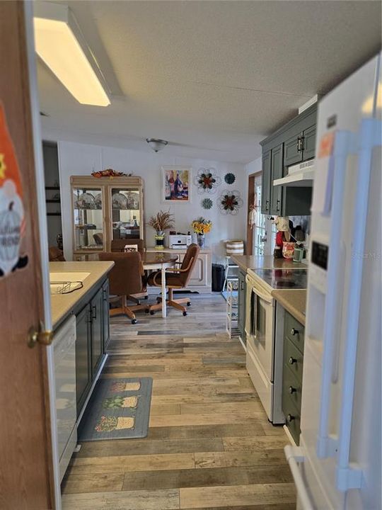 Activo con contrato: $178,800 (3 camas, 2 baños, 1344 Pies cuadrados)