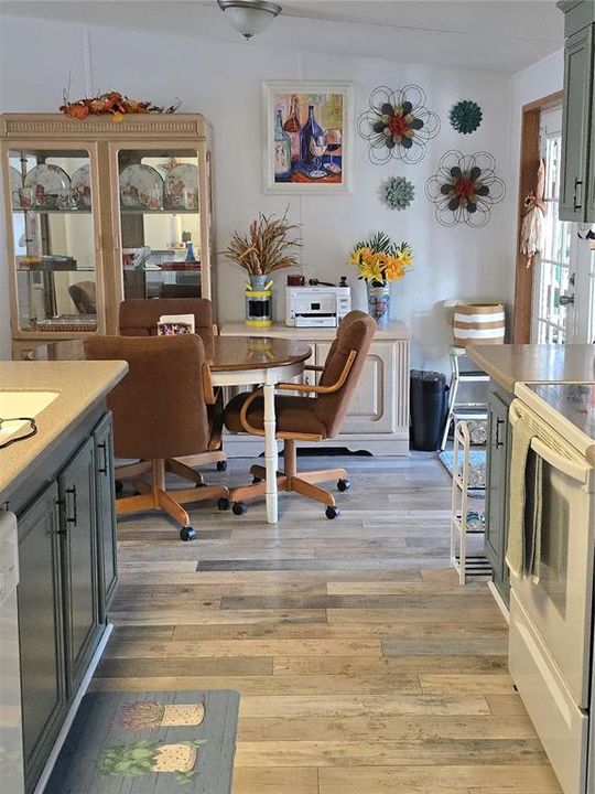 Activo con contrato: $178,800 (3 camas, 2 baños, 1344 Pies cuadrados)