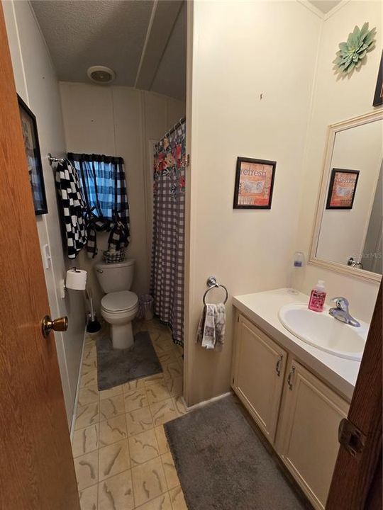 Activo con contrato: $178,800 (3 camas, 2 baños, 1344 Pies cuadrados)