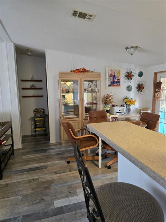 Activo con contrato: $178,800 (3 camas, 2 baños, 1344 Pies cuadrados)