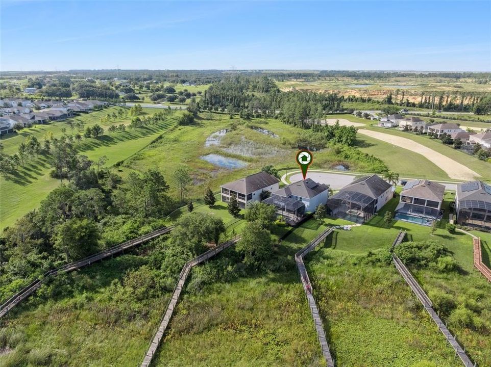 Activo con contrato: $1,045,000 (4 camas, 2 baños, 2817 Pies cuadrados)