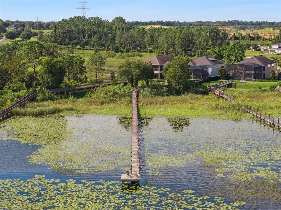 Activo con contrato: $1,045,000 (4 camas, 2 baños, 2817 Pies cuadrados)