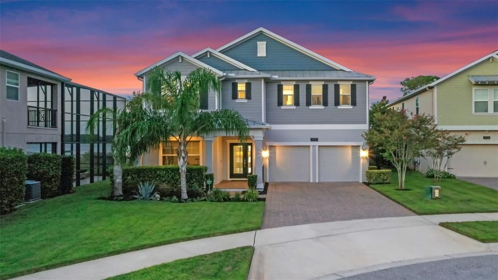 Activo con contrato: $1,045,000 (4 camas, 2 baños, 2817 Pies cuadrados)